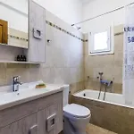 Theros - Comfort Island Near Town Apartment *